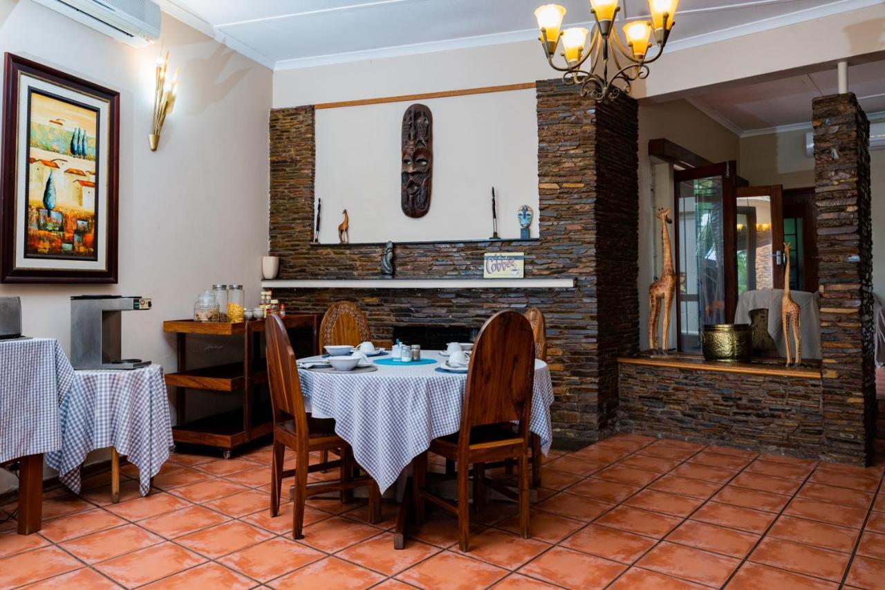 אפינגטון Riverbank Lodge מראה חיצוני תמונה