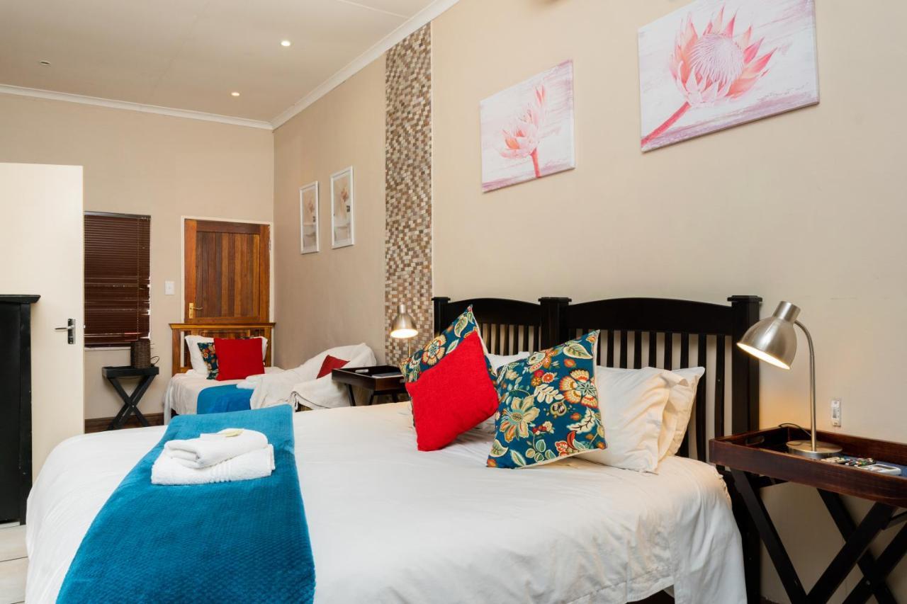 אפינגטון Riverbank Lodge מראה חיצוני תמונה