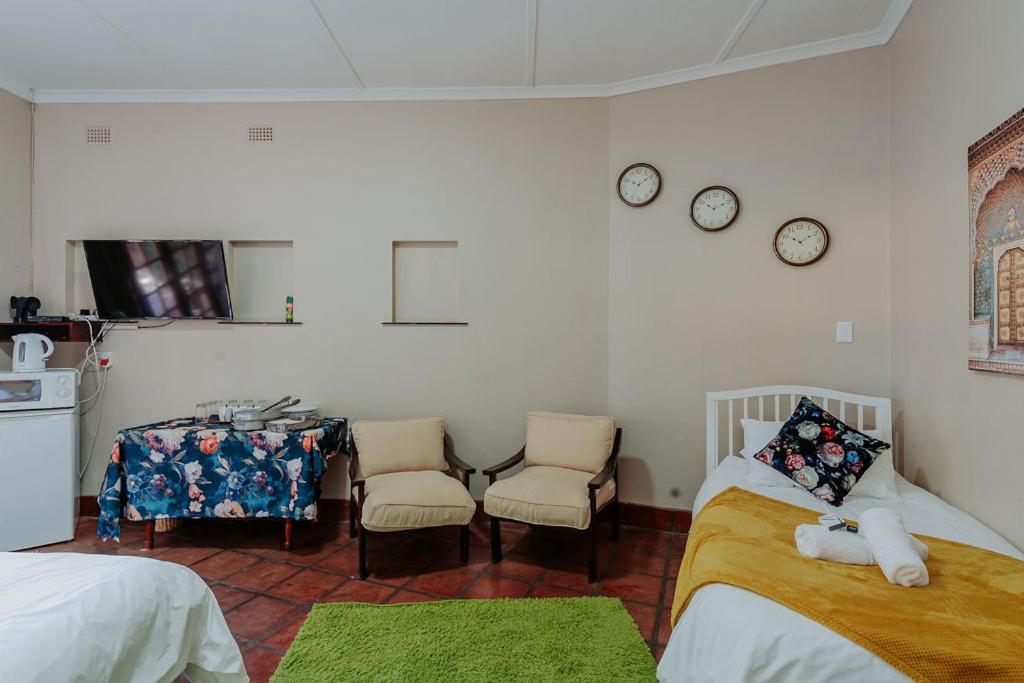 אפינגטון Riverbank Lodge מראה חיצוני תמונה
