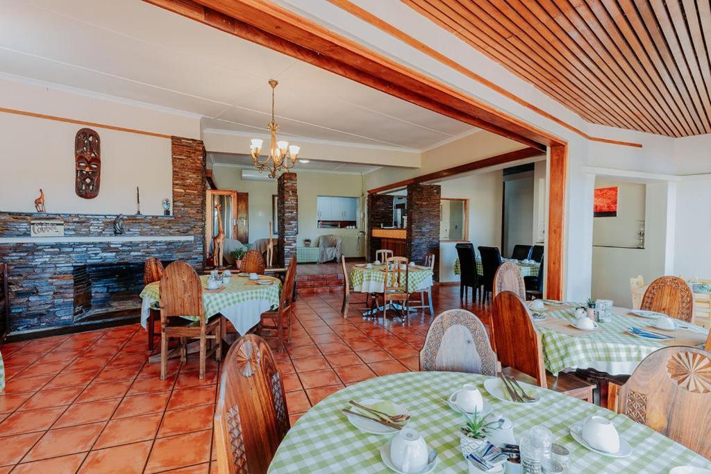 אפינגטון Riverbank Lodge מראה חיצוני תמונה